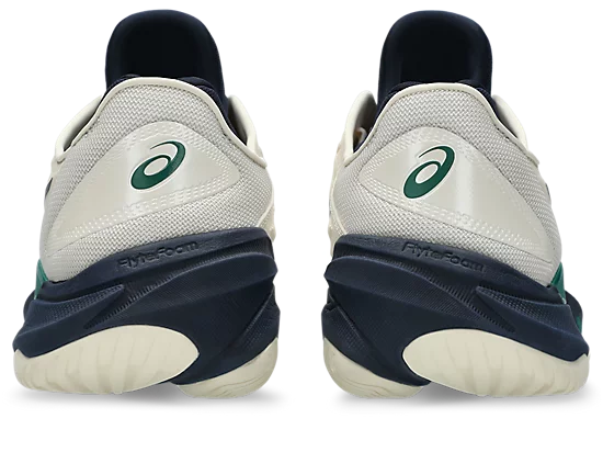 Reinforced heel section with AHARPLUS rubber