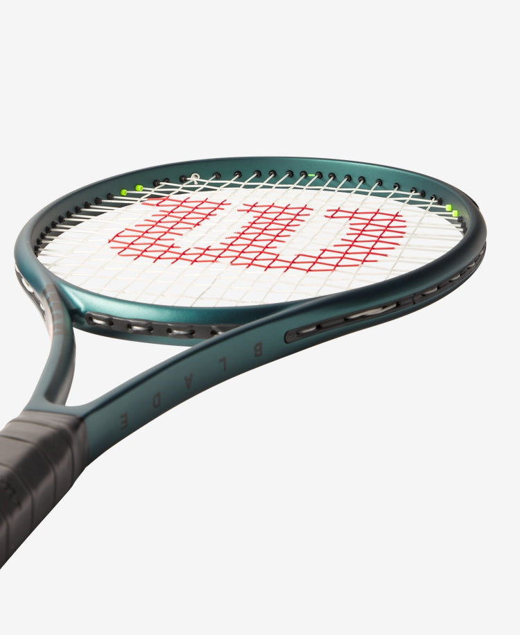 Wilson BLADE 100UL V9 TENNIS RACKET – HISPORTS Pickleball & Tennis