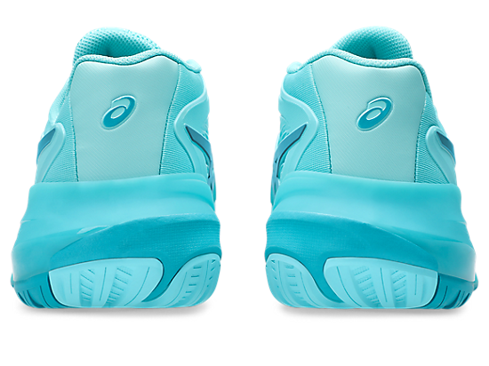 tennis shoes